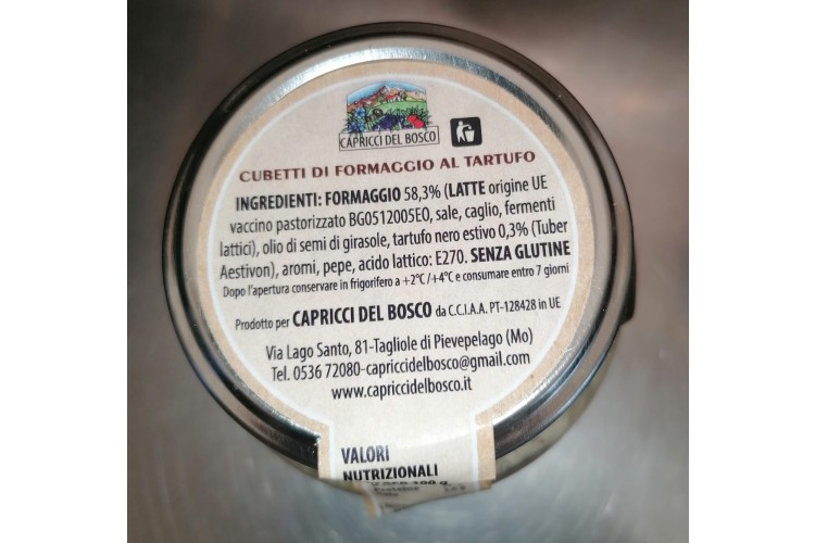 Cubetti di formaggio al tartufo